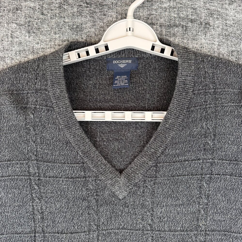 DOCKERS Knitted Men's Sweater, V-Neck, Gray color 2X/2XG - Picture 2 of 9